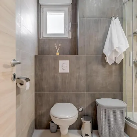 Apartamento Rita Podstrana